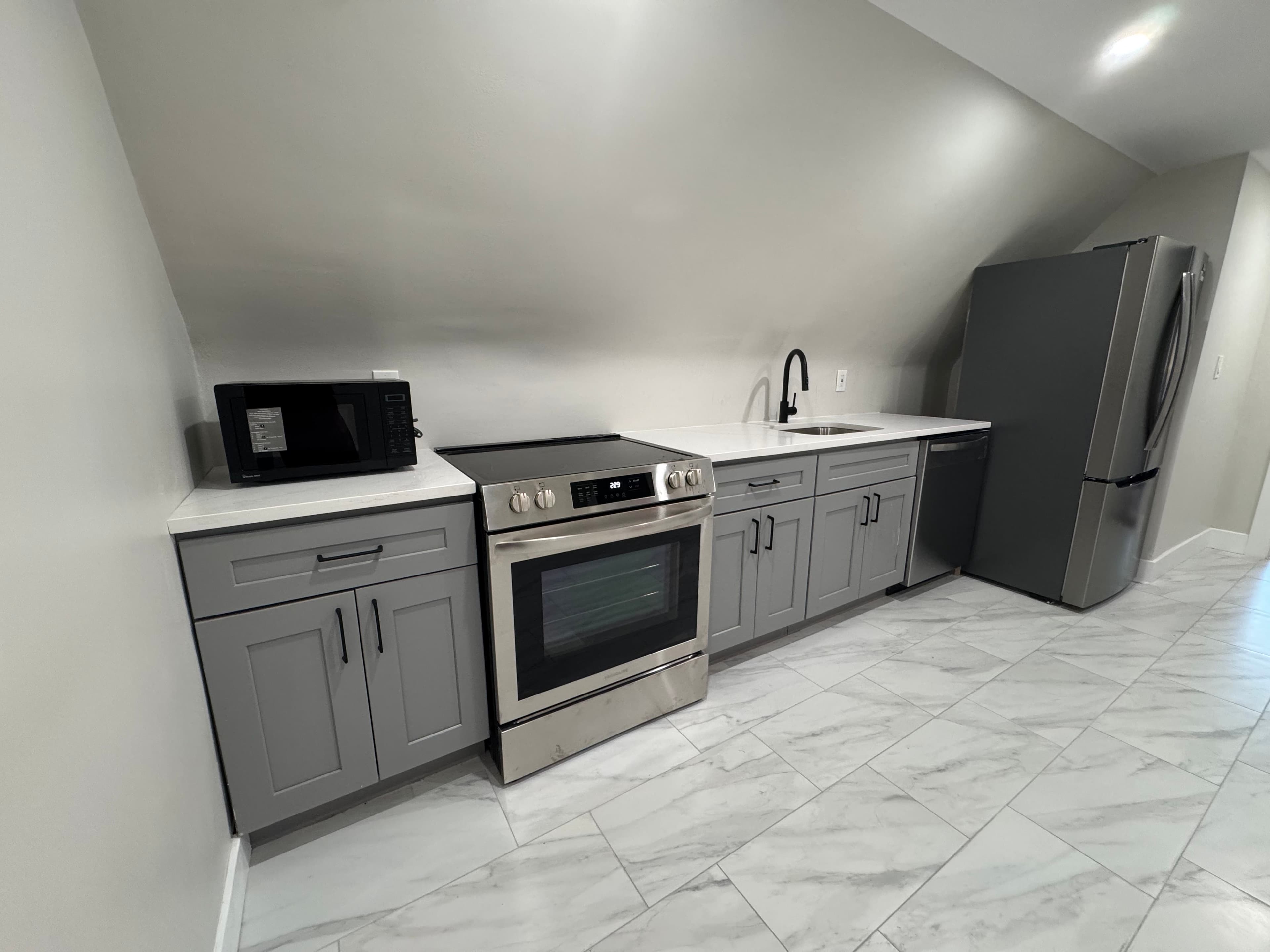 8516 3rd Ave — 16.jpg