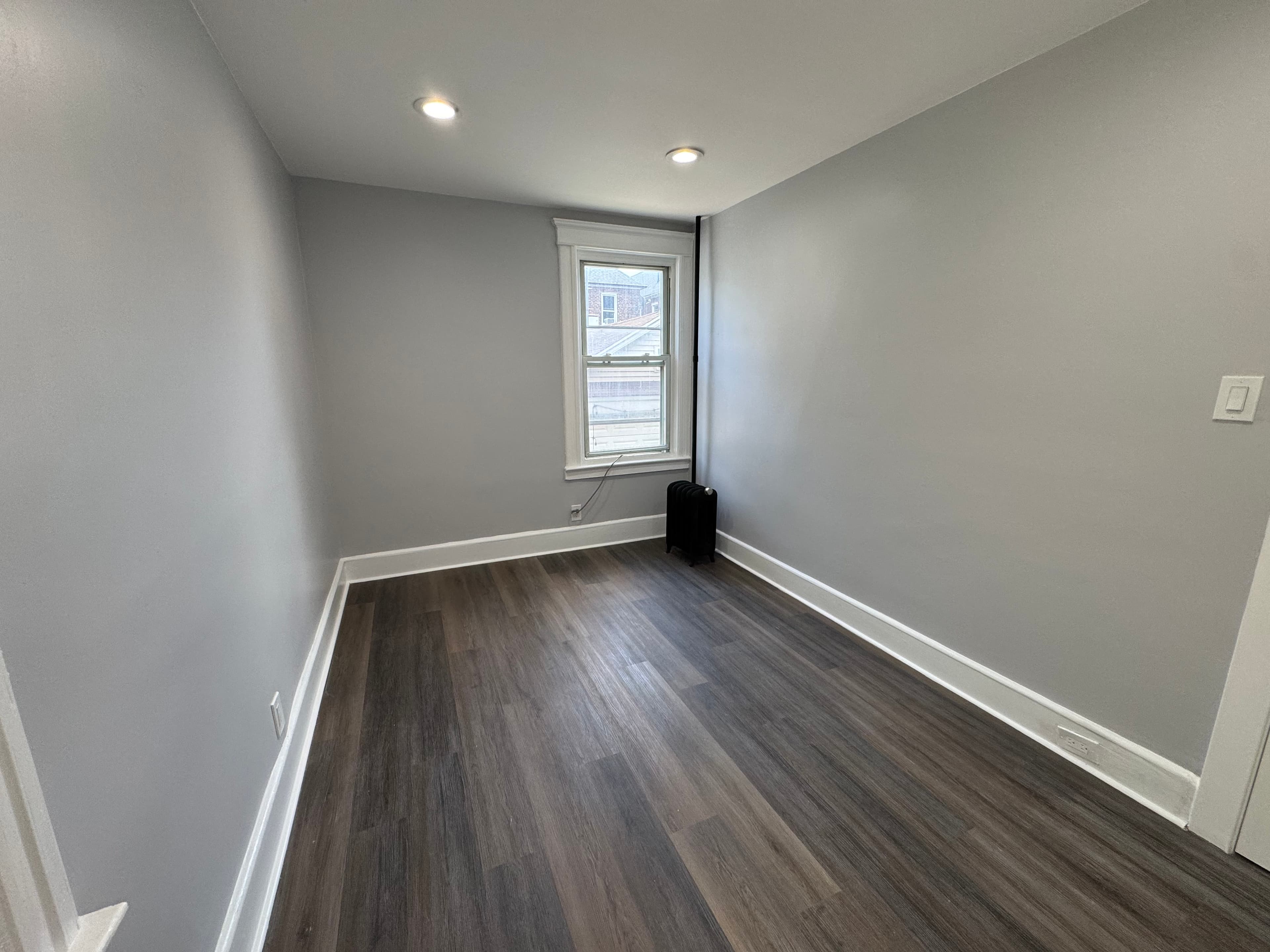 8516 3rd Ave — 5.jpg